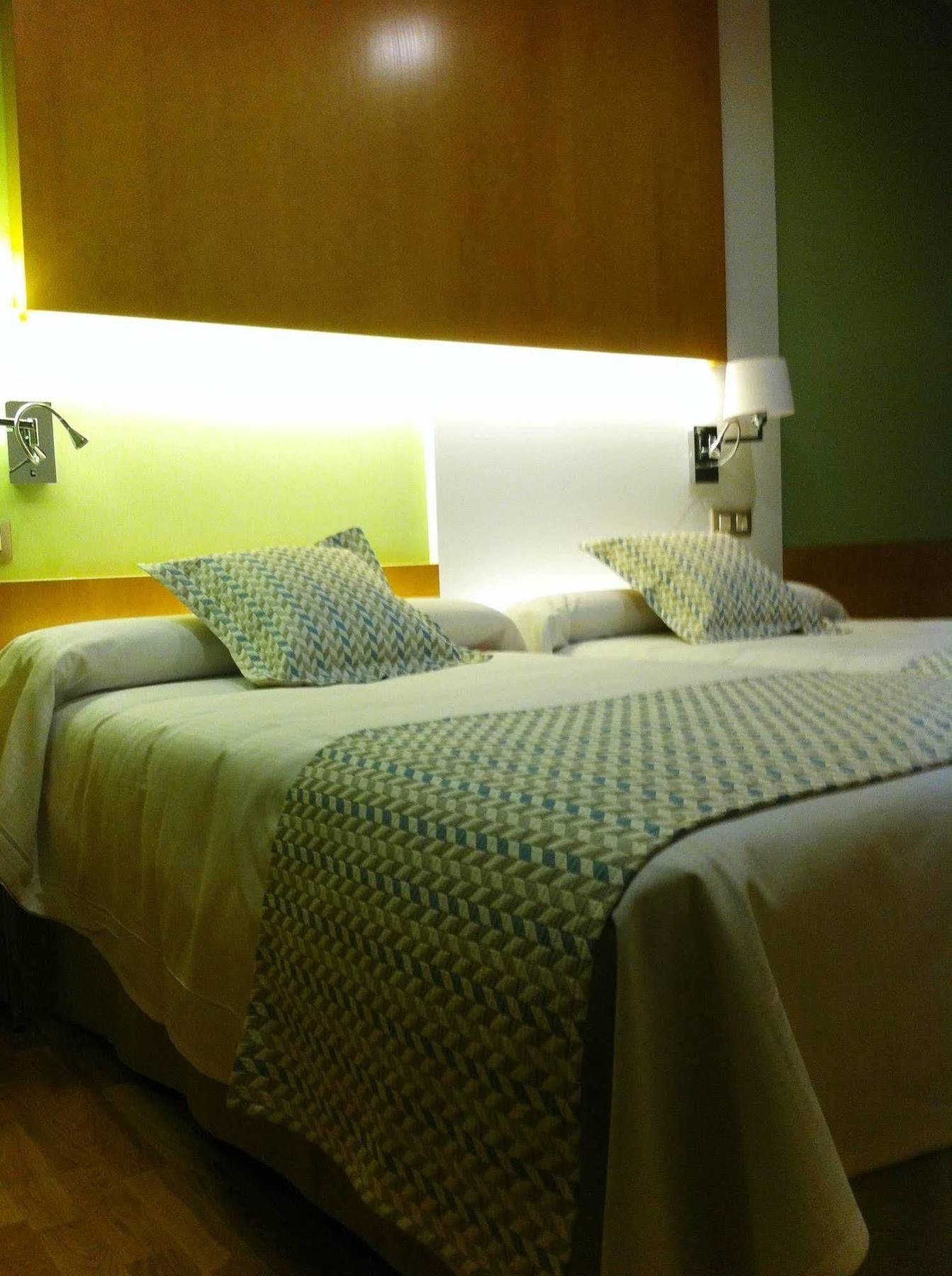My Rooms City Hotel Camino De Santiago Los Tomillares Екстериор снимка